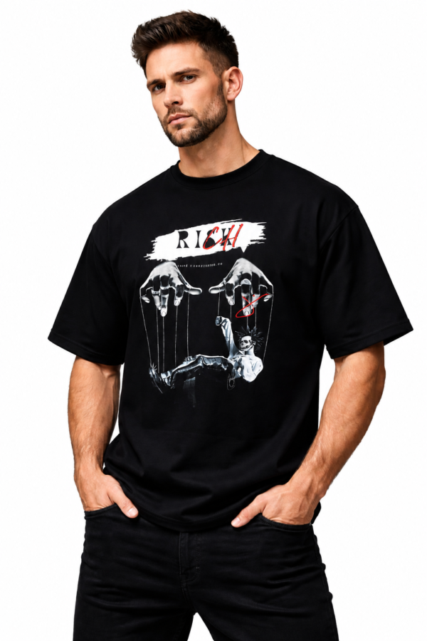 RISK RICH OVERSIZED T-SHIRT