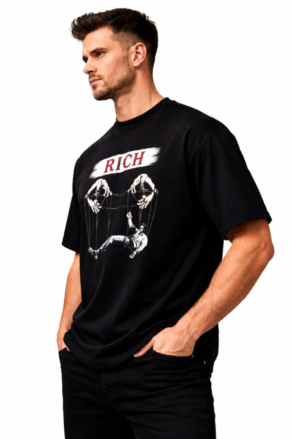 RISK RICH OVERSIZED T-SHIRT