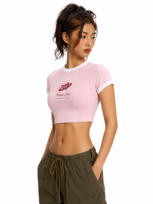 BLUSHE CROP TOP