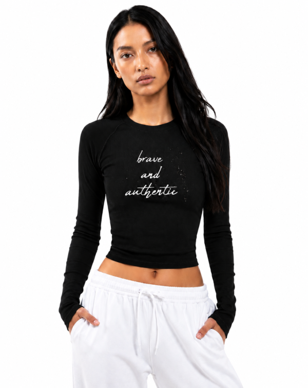 1c486fde-f063-410e-b1d0-7ae4fb577dab NOIR RESOLVE CROP TOP