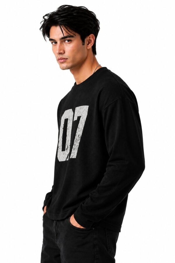 45b1e143-20fd-4d95-99fe-820e95e3d66f Varsity 07 t-shirt