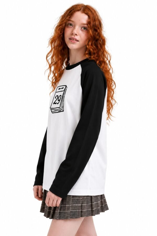 29 Raglon Sleeve